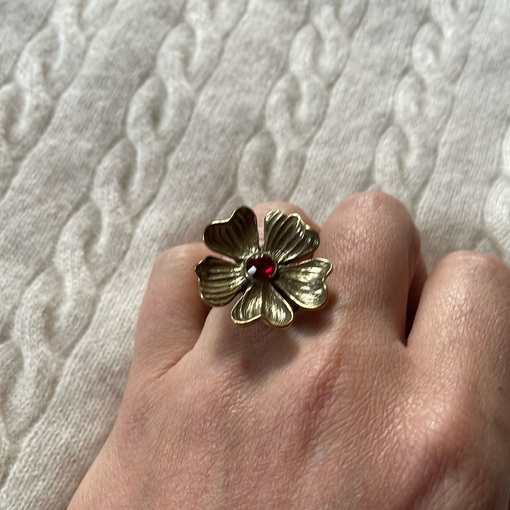Gold and red stone ring